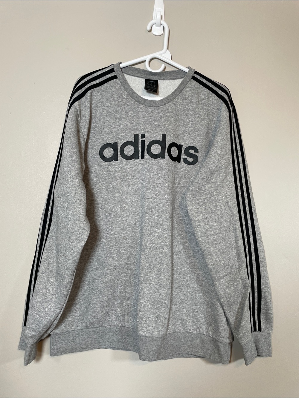 Adidas Men’s XL Essentials Three Stripes Fleece Crewneck Sweatshirt Adidas Top